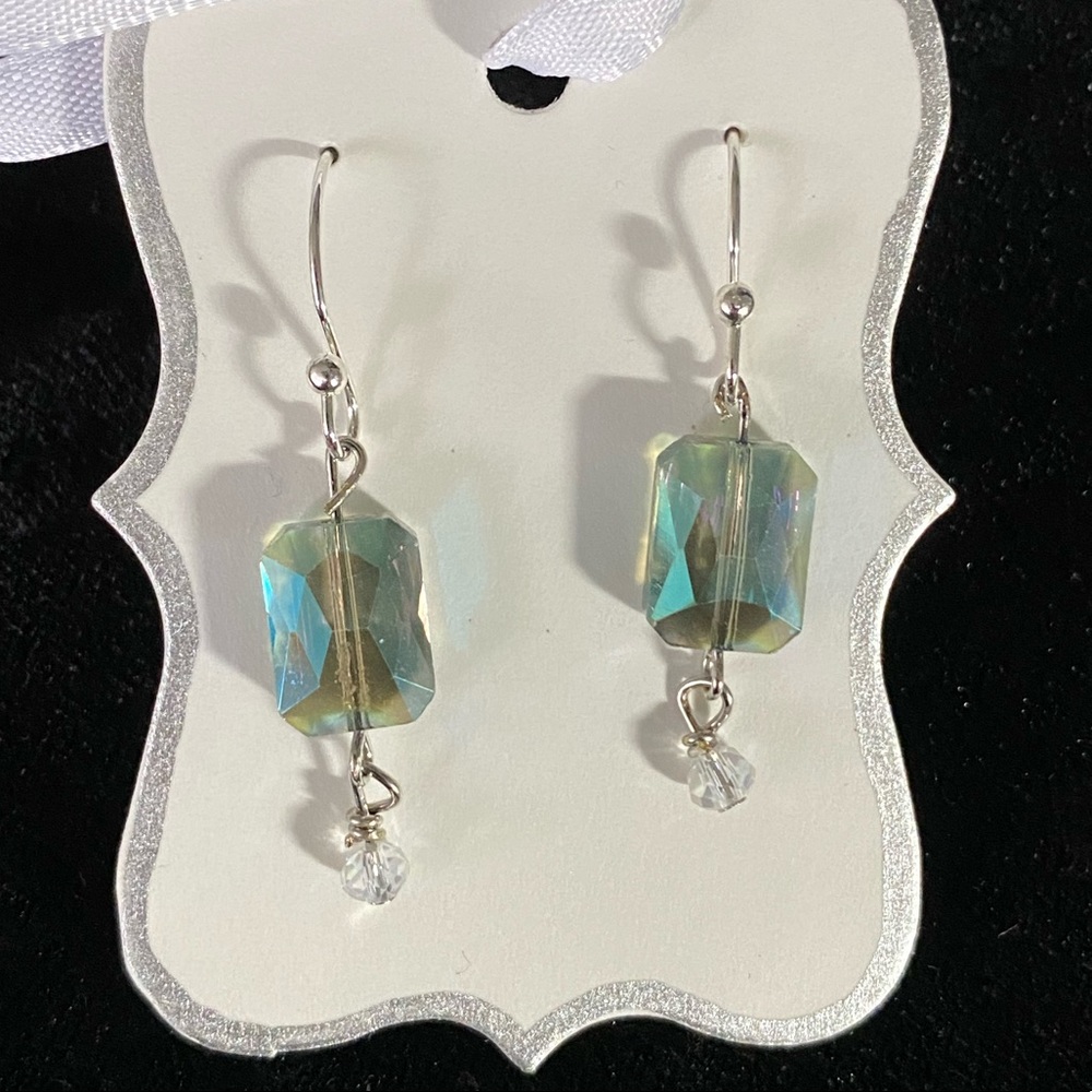 ꨄ 𝑅𝑜𝑚𝑎𝑛𝑡𝑖𝑐 𝐺𝑙𝑎𝑠𝑠 𝐸𝑎𝑟𝑟𝑖𝑛𝑔𝑠 ꨄ